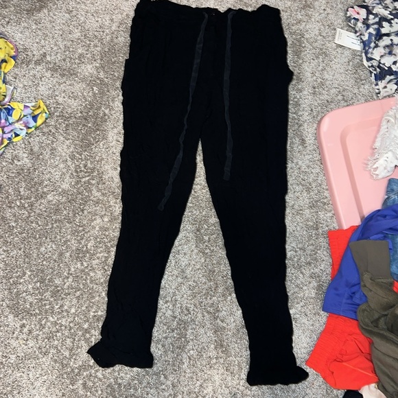 Aritzia Wilfred Marais Black Silk Trim Drawstring Pant size Large - Picture 5 of 16